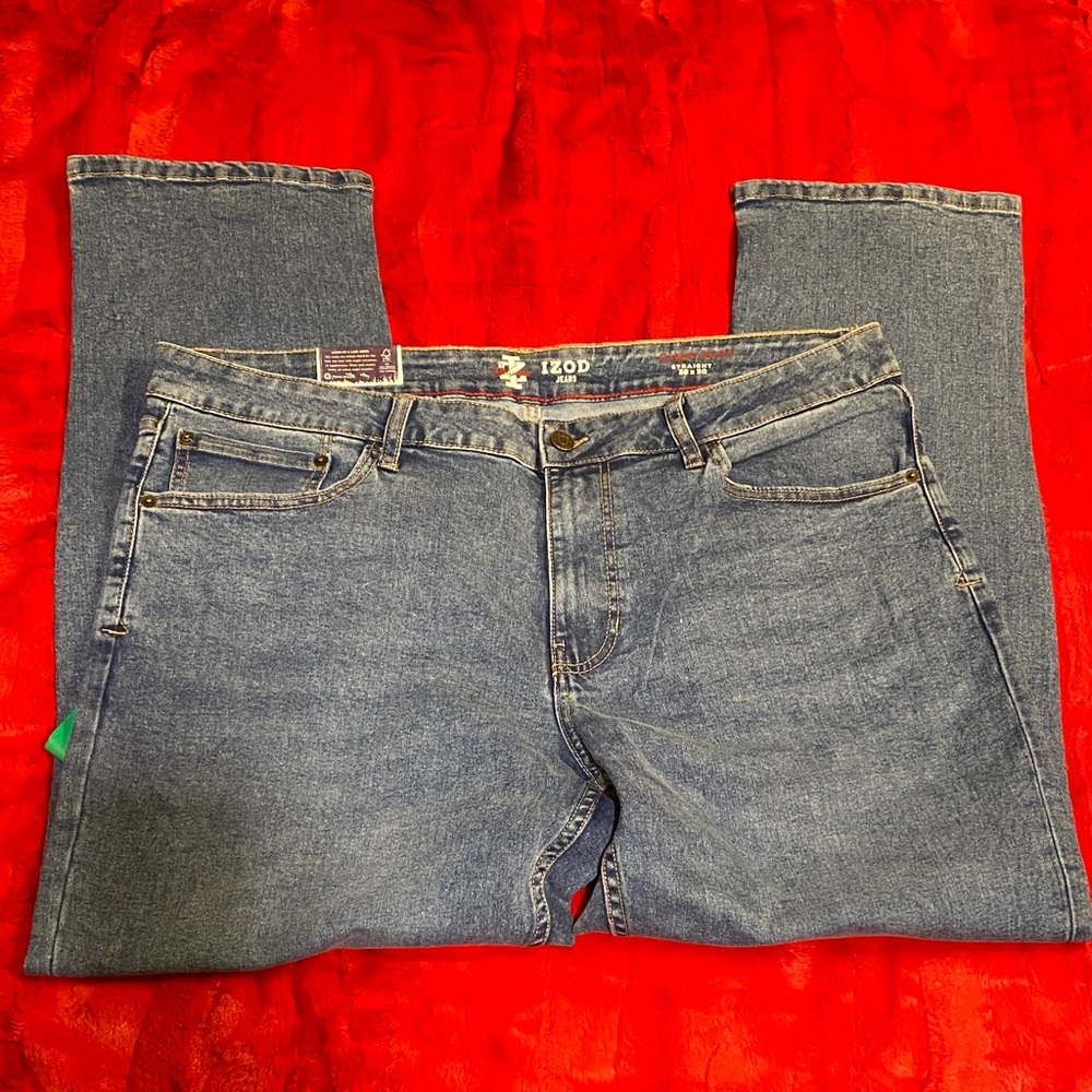 Izod Men's Relaxed‎ Blue Jeans